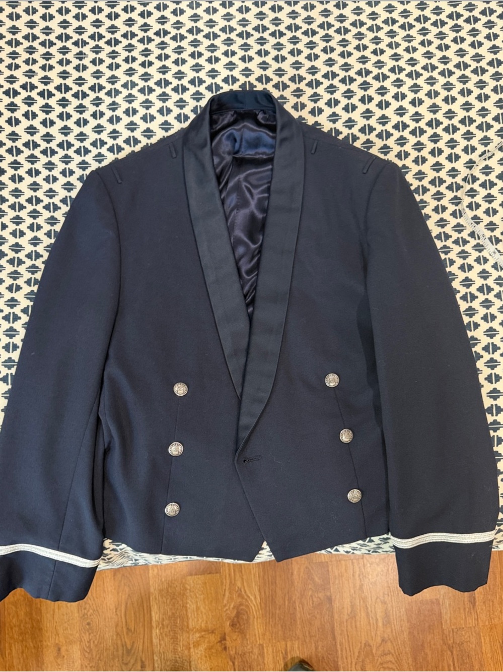 US Air Force Officer Mess Dress Jacket (men’s) - fits like a 38R